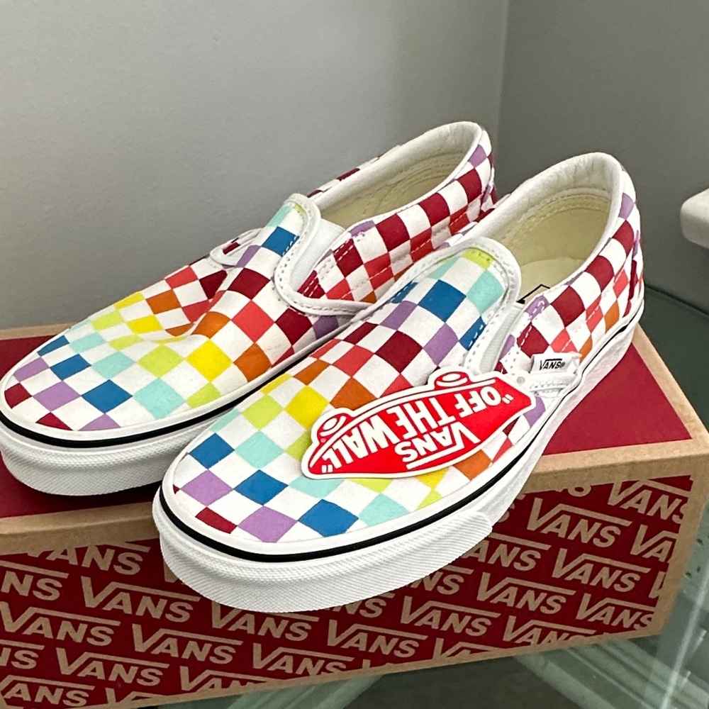 vans slip on new